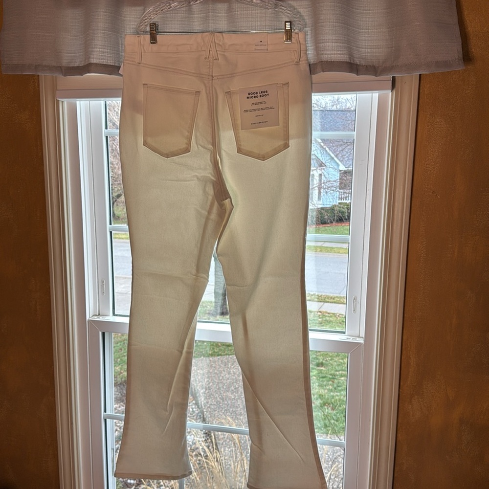 Women’s Good American plus jeans, size 16 Tall, white, bootcut - Picture 6 of 6